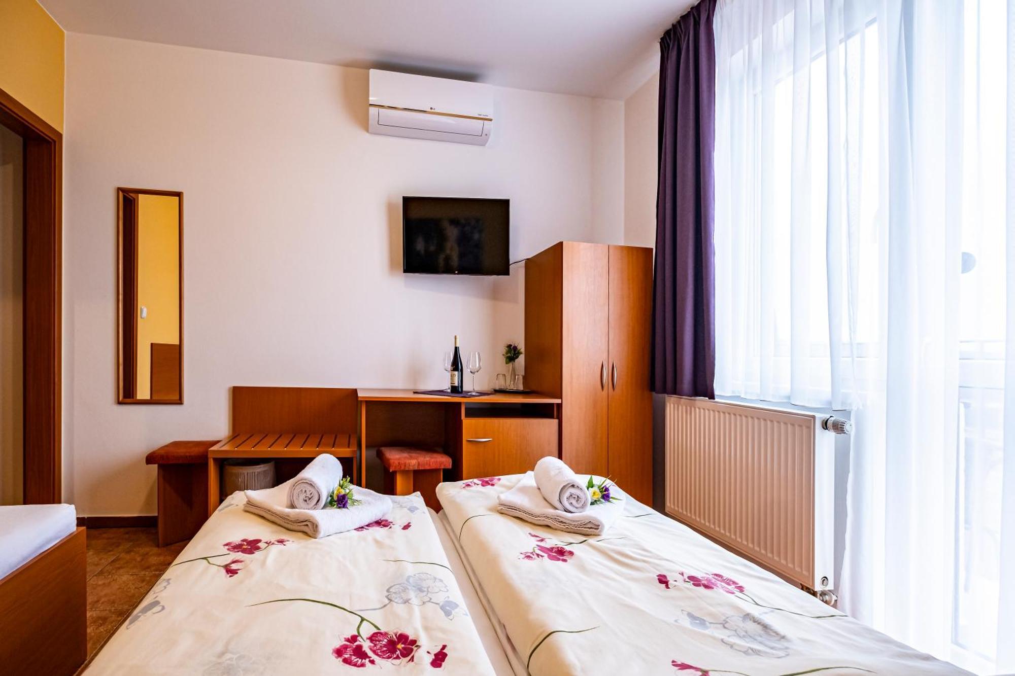 Penzion pod Kraví horou Bořetice Habitación foto